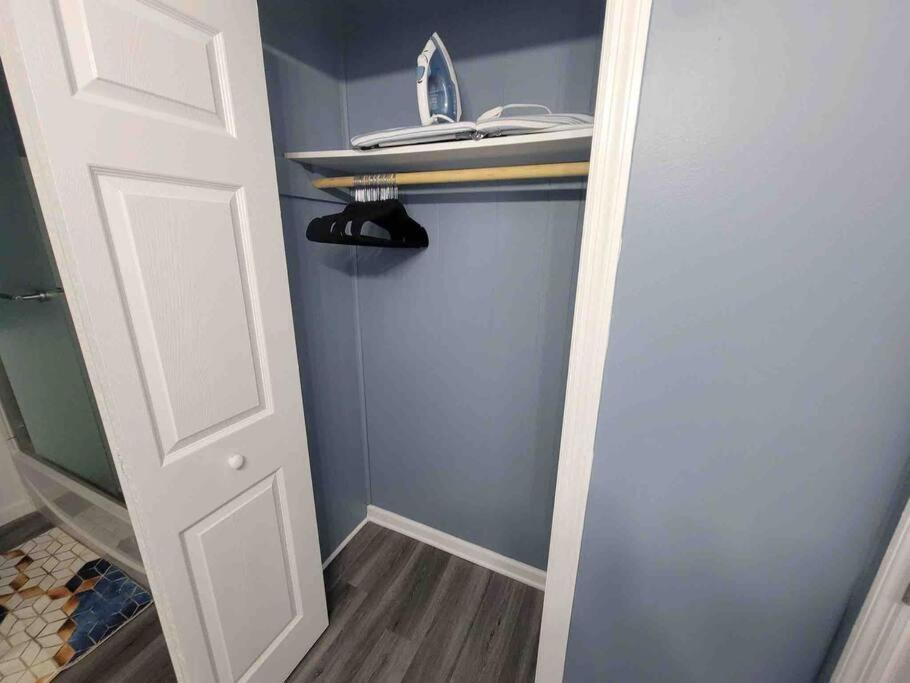 2022 Renovated 2-Bdrm Cozy, Lovely Condo W/Parking! هيلتون رئيس جزيرة المظهر الخارجي الصورة