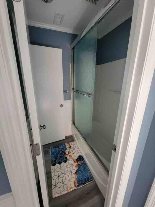 2022 Renovated 2-Bdrm Cozy, Lovely Condo W/Parking! هيلتون رئيس جزيرة المظهر الخارجي الصورة