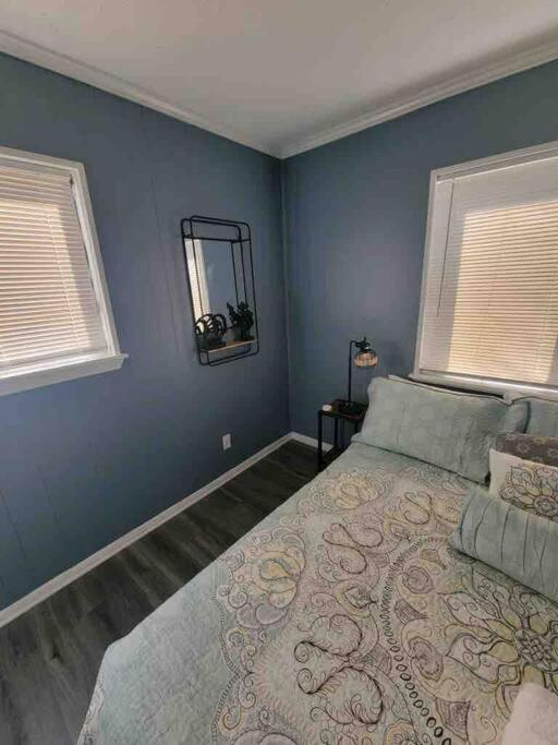 2022 Renovated 2-Bdrm Cozy, Lovely Condo W/Parking! هيلتون رئيس جزيرة المظهر الخارجي الصورة