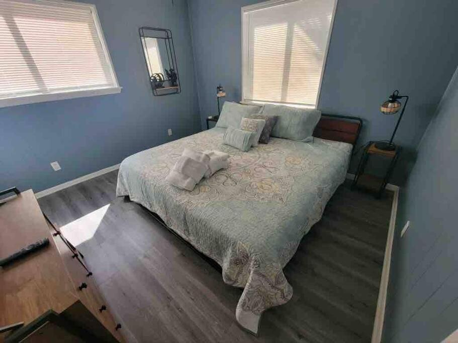 2022 Renovated 2-Bdrm Cozy, Lovely Condo W/Parking! هيلتون رئيس جزيرة المظهر الخارجي الصورة